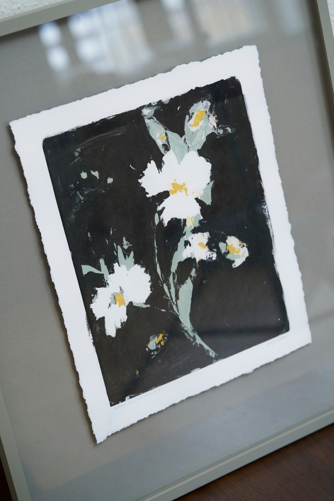 Nattens blomster er en serie af elleve originalværker skabt med monoprint på papir. De fortæller historien om at være i natten.
